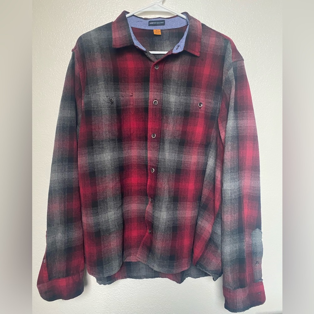 Men’s Casual Button Down